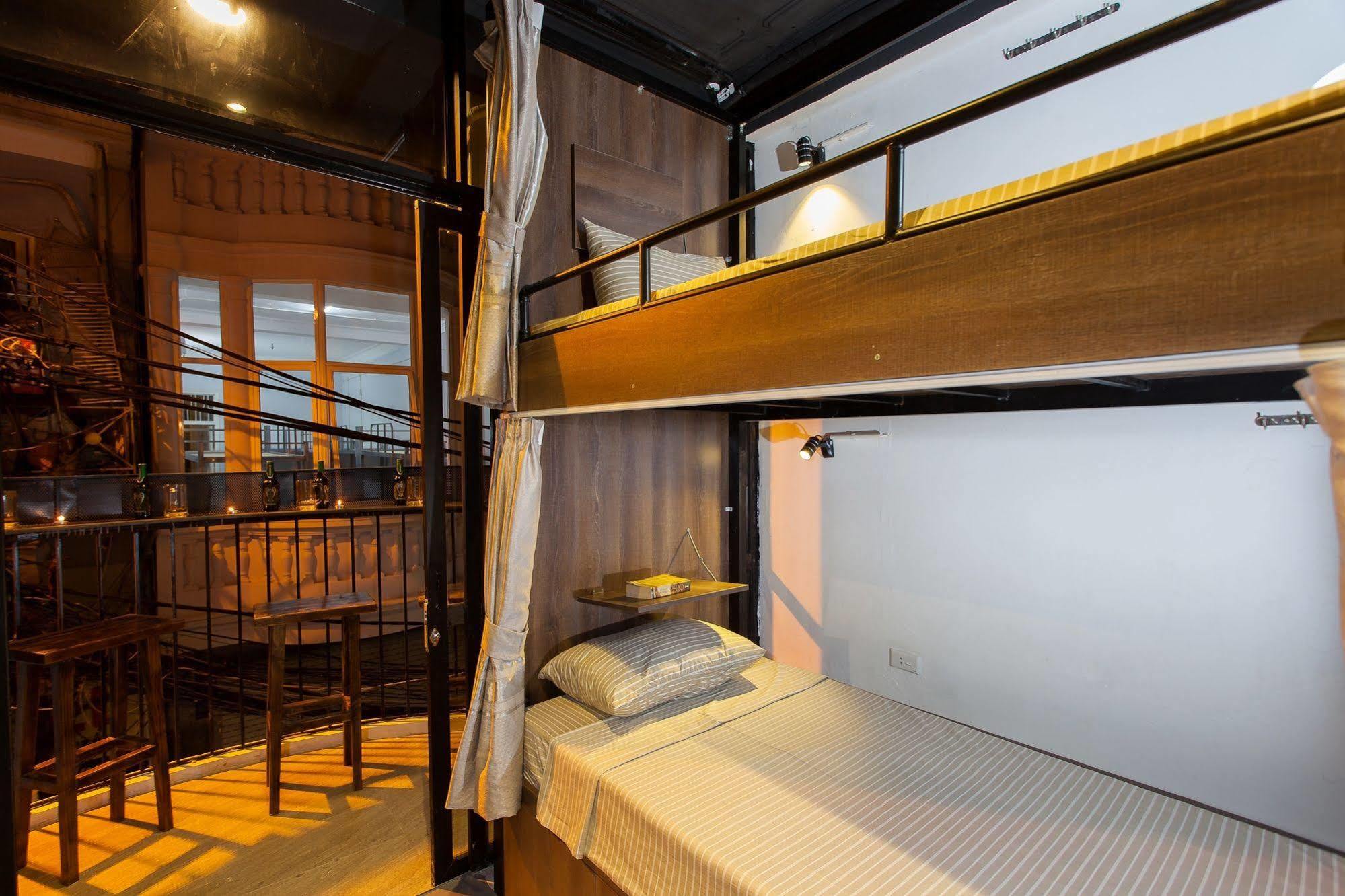 Luxury Backpakers Hotel Ханой Экстерьер фото