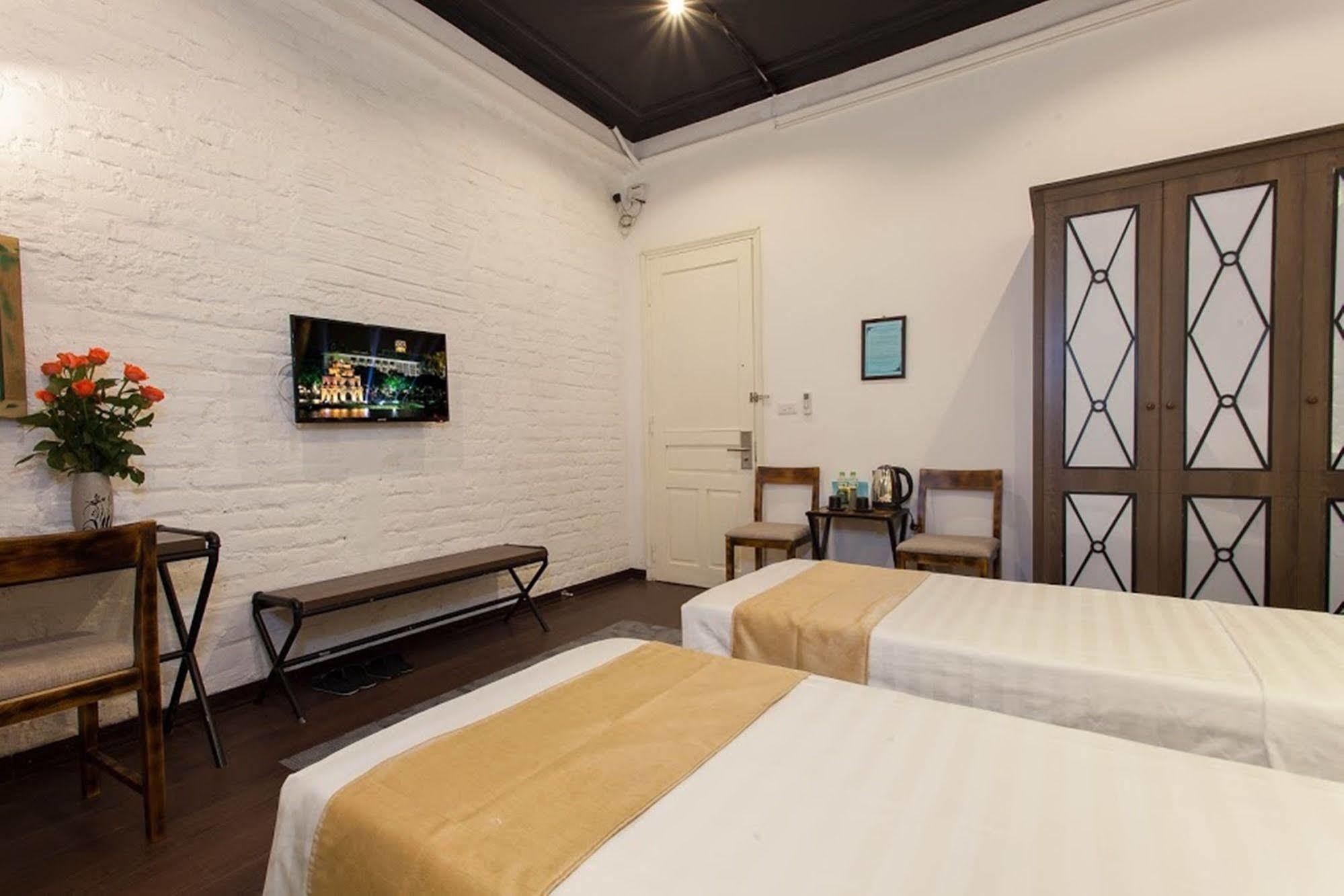 Luxury Backpakers Hotel Ханой Экстерьер фото